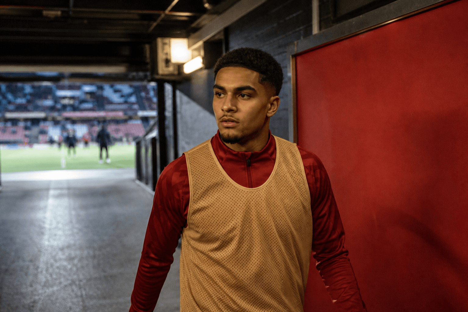 Ajax-transfer van Henrique ondervindt vertraging