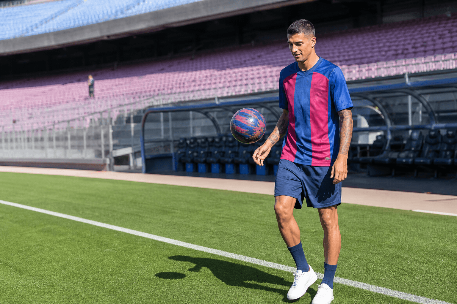 Bouaddi Vervangt Rodri, Barcelona Presenteert Cancelo
