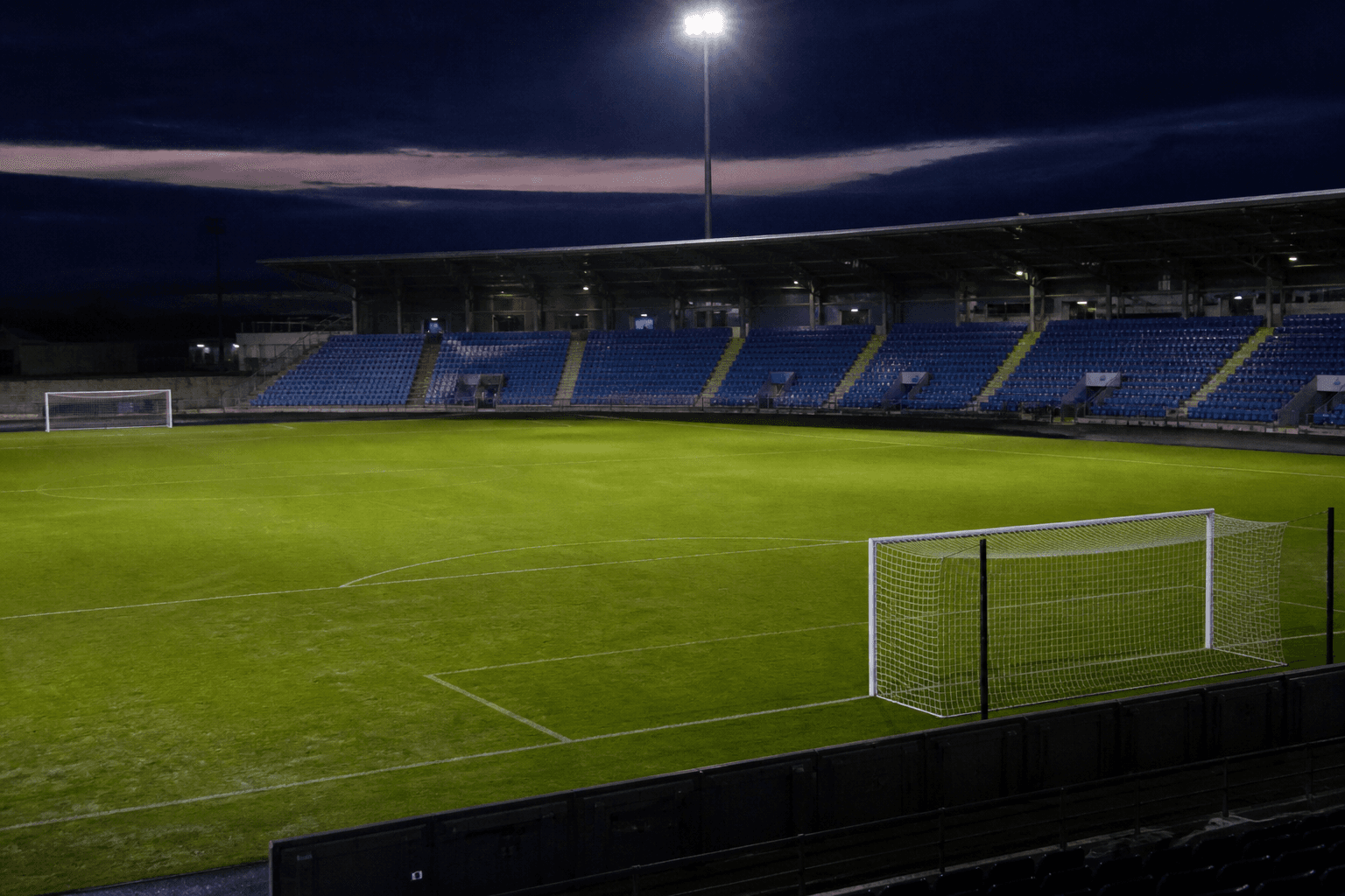Cercle Brugge Leent Delanghe Uit Aan Willem II