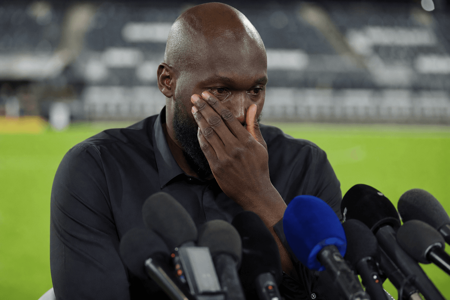 Lukaku Emotioneel Na Transfer: 'Hier Woonde Ik Als Kind'